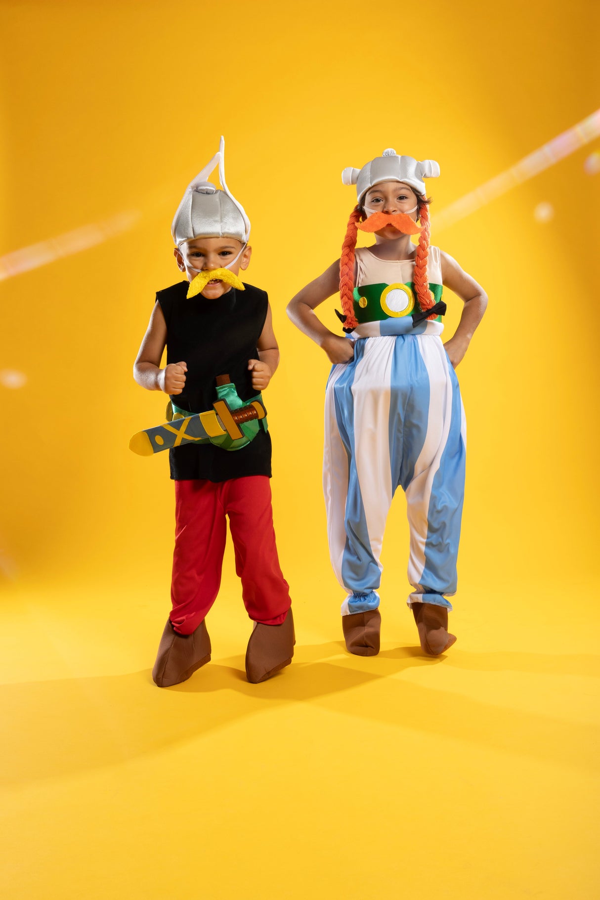 CHAKS Costumes Asterix Costume for Kids, Asterix and Obelix
